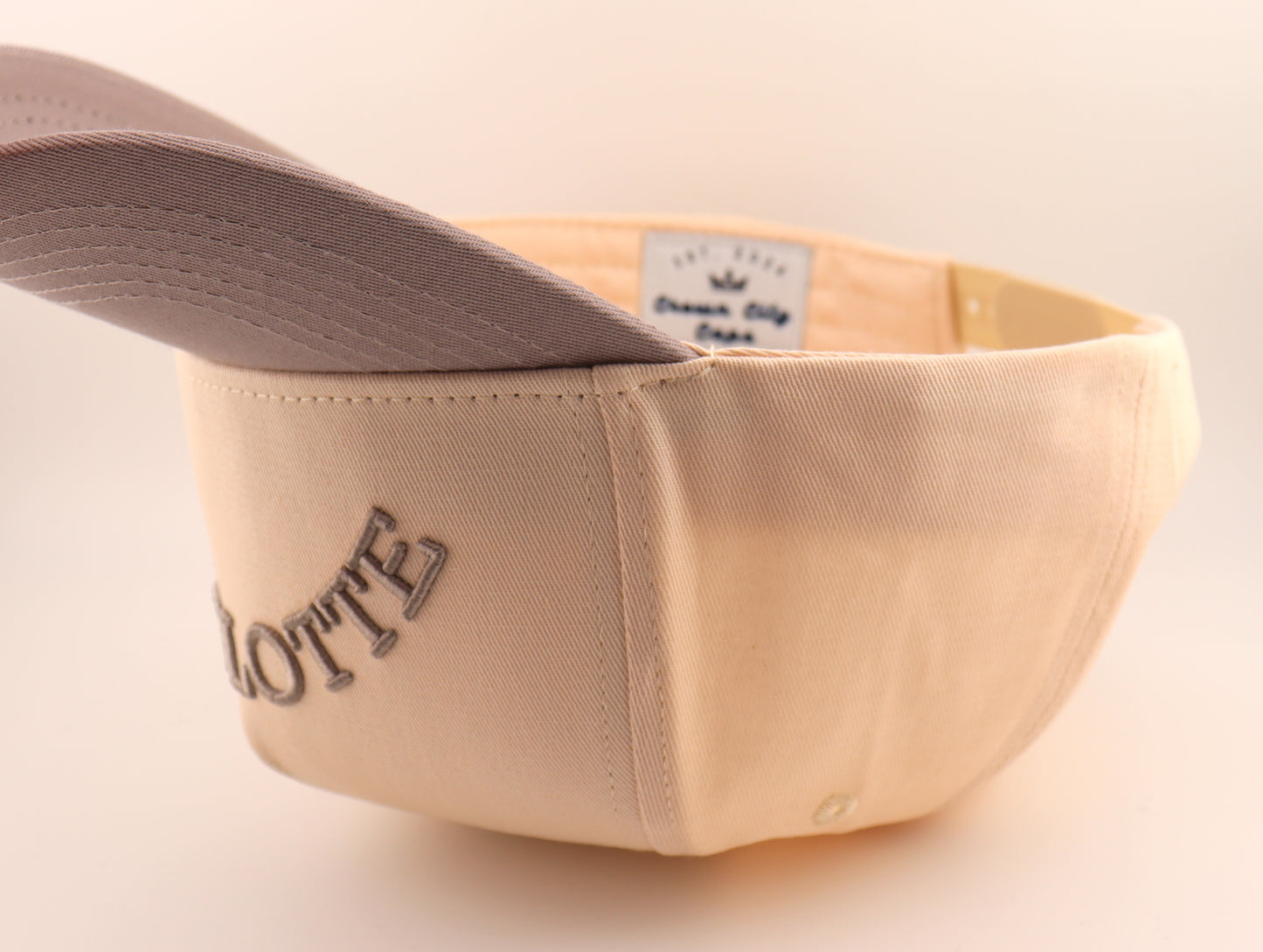 Charlotte Snapback - Off White + Grey